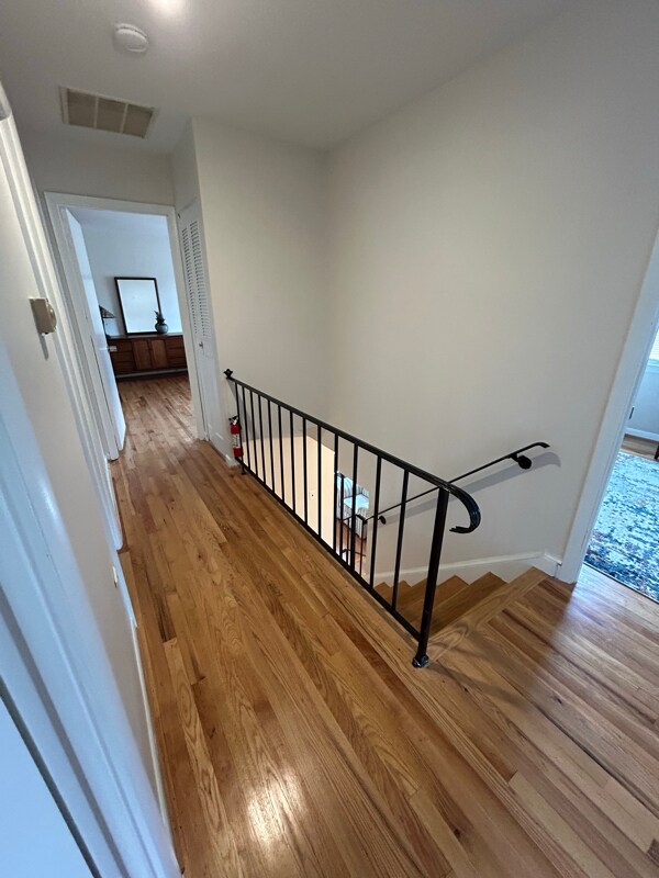 Building Photo - 2802 Curry Dr