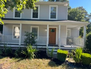 Building Photo - 2020 Knotty Dr