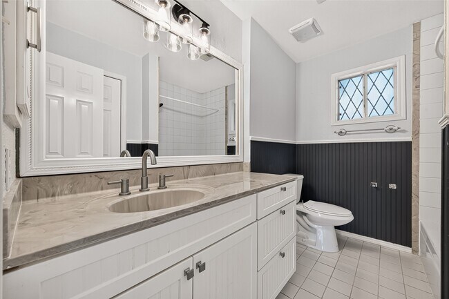 Building Photo - 6419 Paso Del Sol Dr