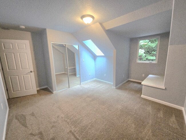 Building Photo - 62464 E Brightwood Loop Rd