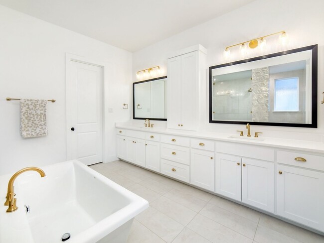 Building Photo - Luxurious 5-Bedroom Smart Home with Media ...