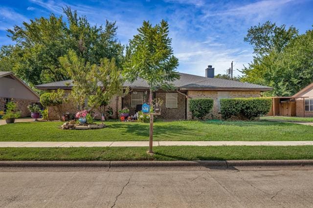 Primary Photo - 808 Windcrest Dr