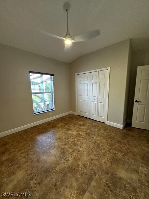 Building Photo - 156 Destiny Cir