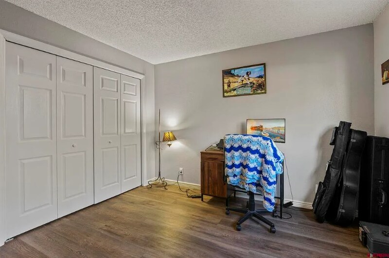 Building Photo - 1212 Avenida Del Sol