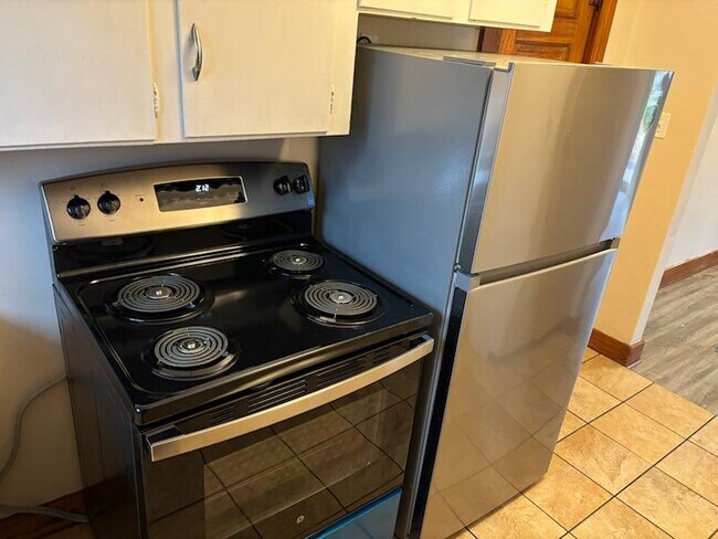 Building Photo - 105 S 12th St