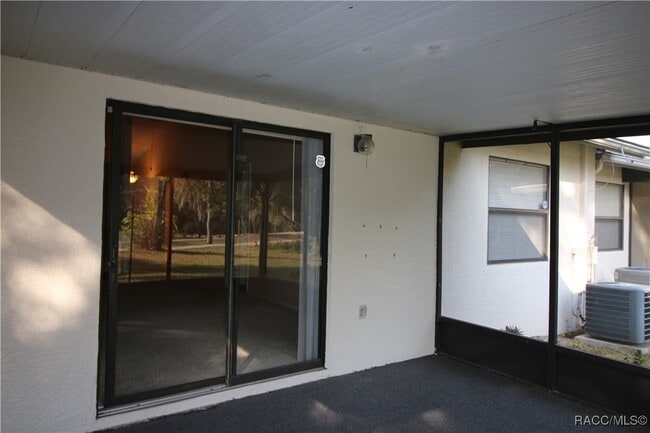 Building Photo - 1873 Arrowwood Ln