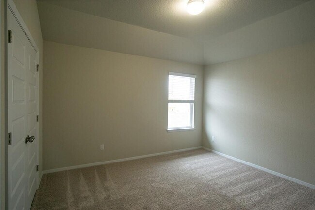 Building Photo - 179 White Dunes Dr