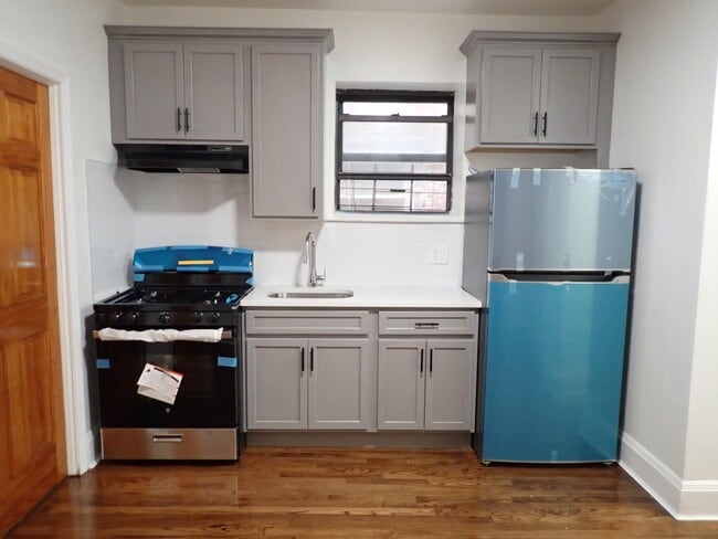 Building Photo - 1559 Eastern Pkwy