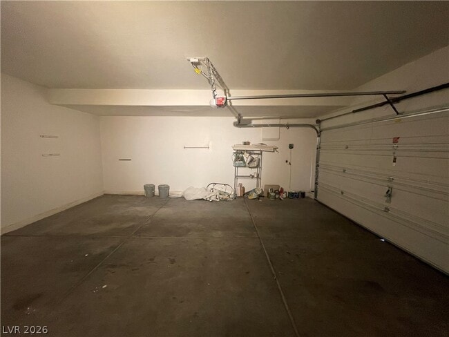 Building Photo - 2412 Briggsdale Avenue