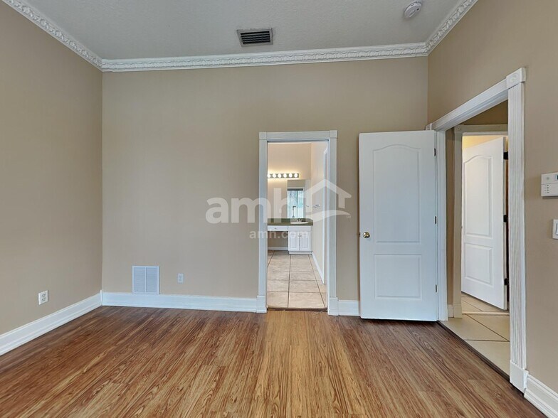 Building Photo - 11525 Andy Dr