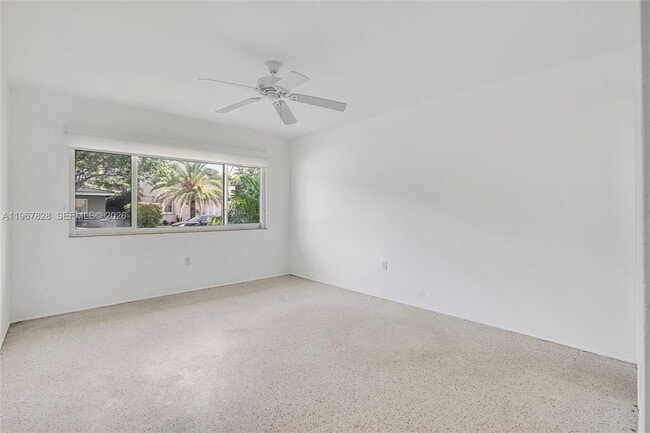 Building Photo - 9372 Abbott Ave