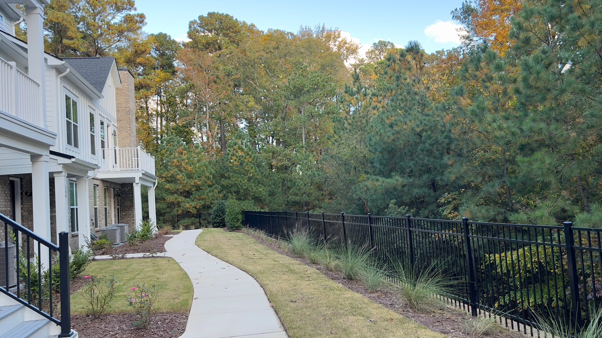 Building Photo - 11548 Helmond Way