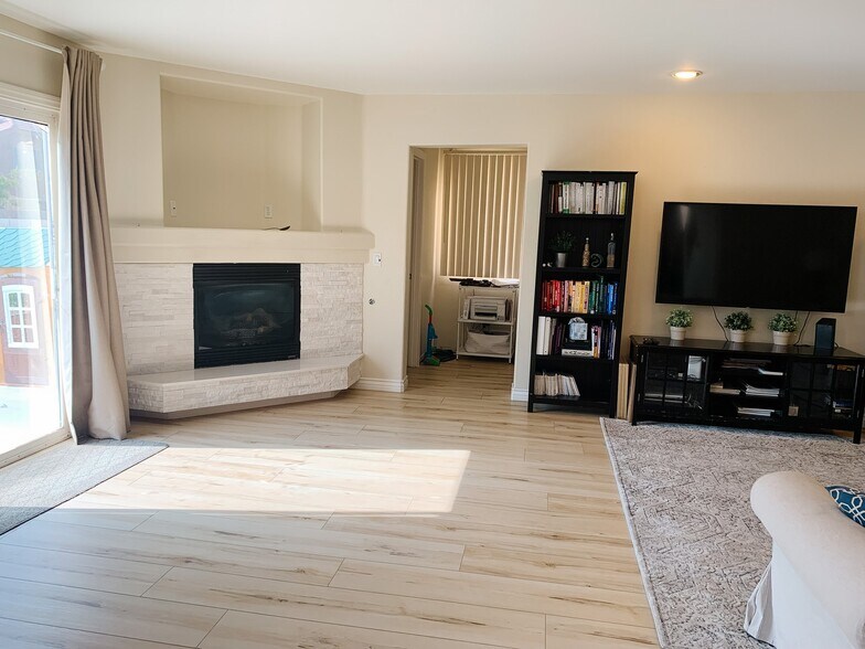 Building Photo - 10813 Serendipity Ct