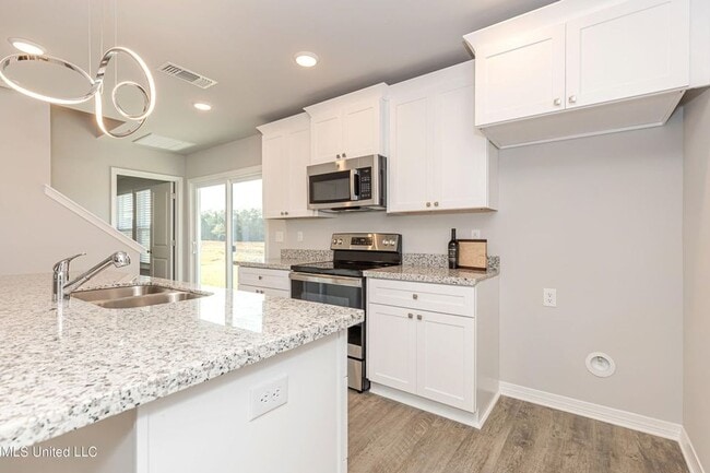 Building Photo - GORGEOUS HOME FOR RENT