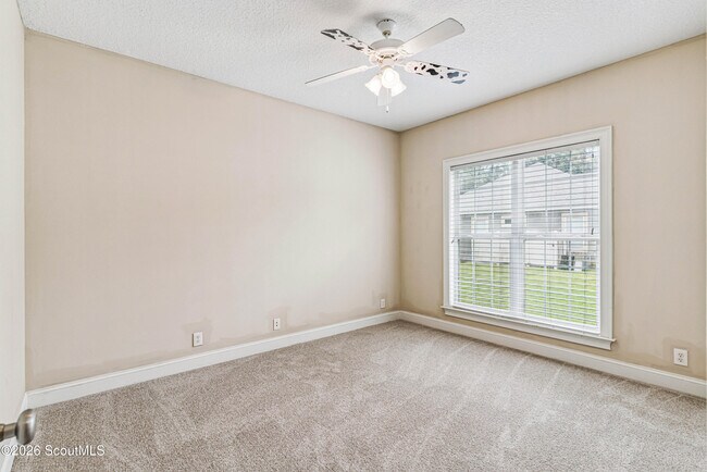 Building Photo - 53 Deer Ln