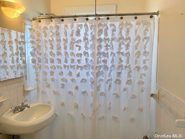 Building Photo - 216 W Hudson St