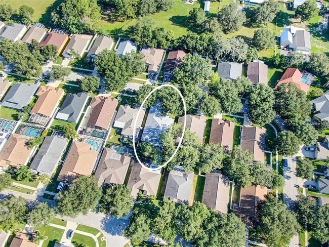 Building Photo - 2634 Brookville Dr