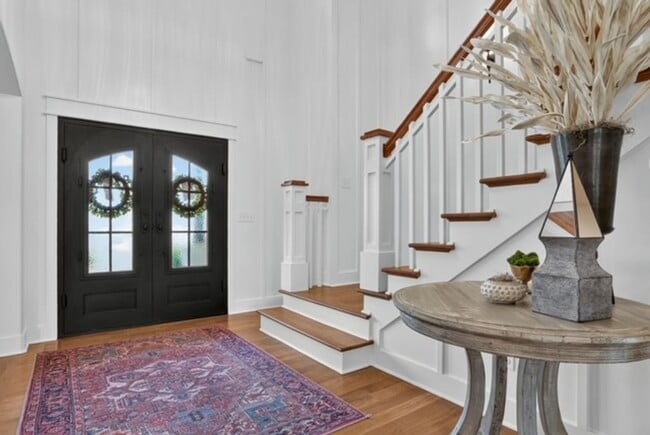 Building Photo - Luxury 5 Bed | 4.5 Bath Home | Flexible Leasing Options: 3+ Month & Long-Term Lease Options | Ful...