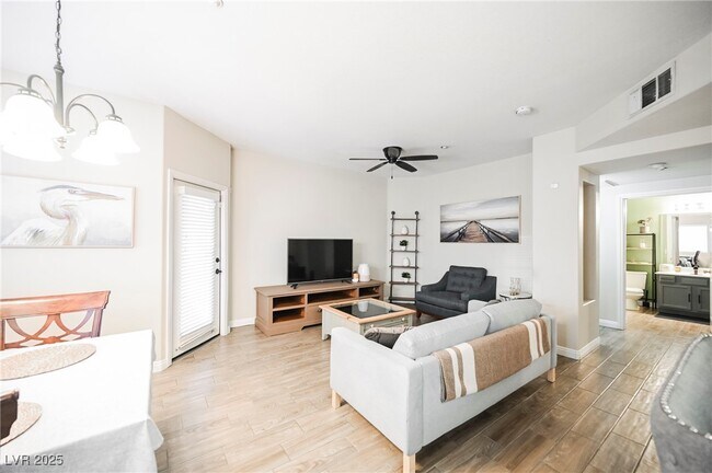 Building Photo - 833 Aspen Peak Loop
