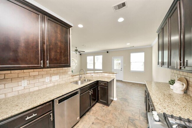 Building Photo - 6427 Densberry Ln