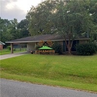 Building Photo - 402 Toronto Dr