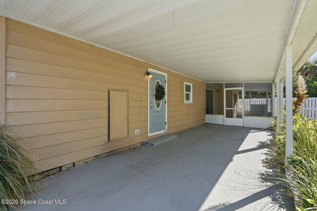 Building Photo - 264 Seabreeze Dr