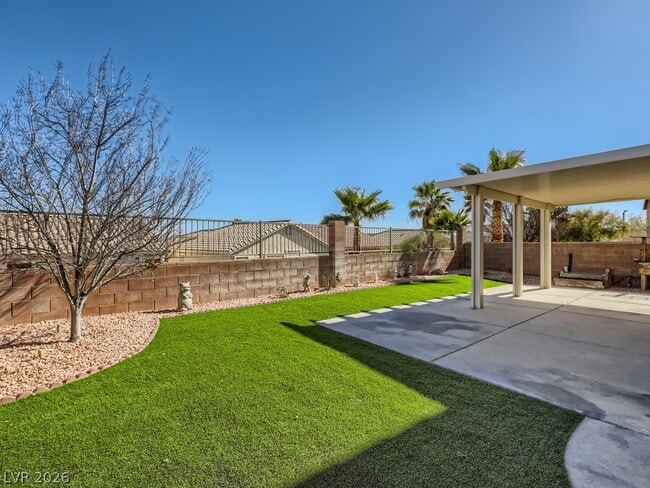 Building Photo - 1220 Swanbrooke Dr