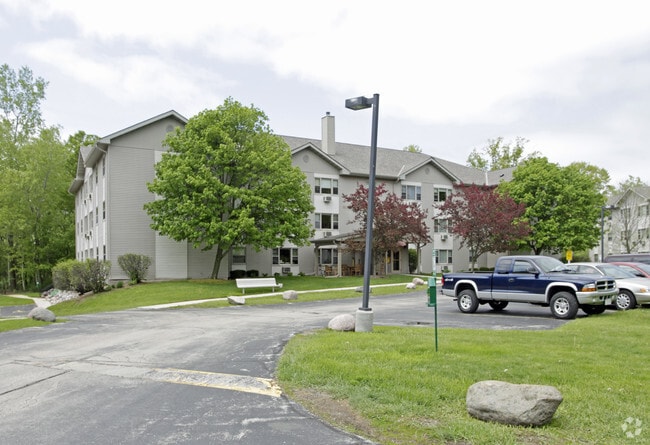Building Photo - Maple Crest 55+ Adult Community