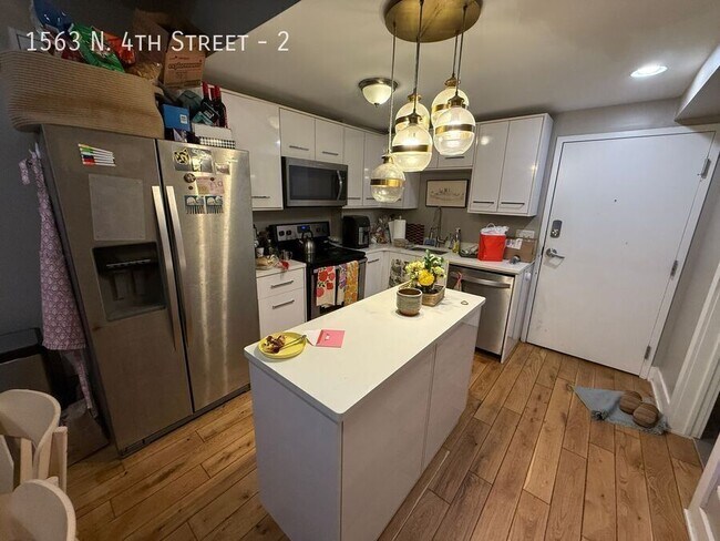 Building Photo - 1563 N 4th St