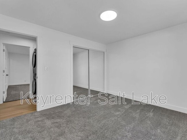 Building Photo - 7726 S 3500 E