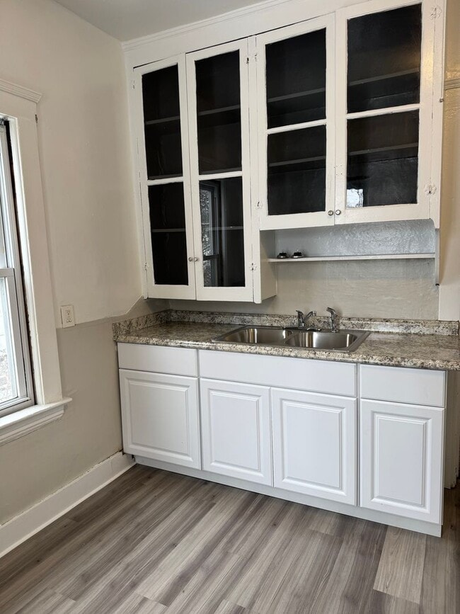 Building Photo - 3bd Single Buckeye/Kinsman Cash Pay