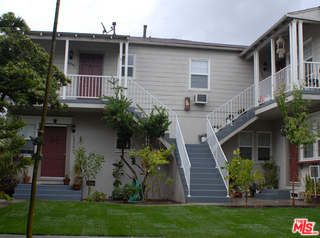 Building Photo - 2026 N Cahuenga Blvd