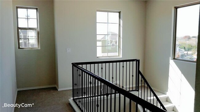 Building Photo - 2018 Crimson Rosella Trl