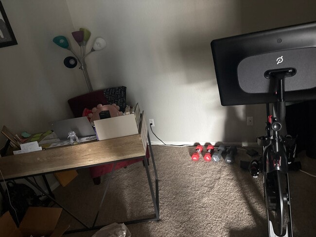 Building Photo - 5255 Memphis St