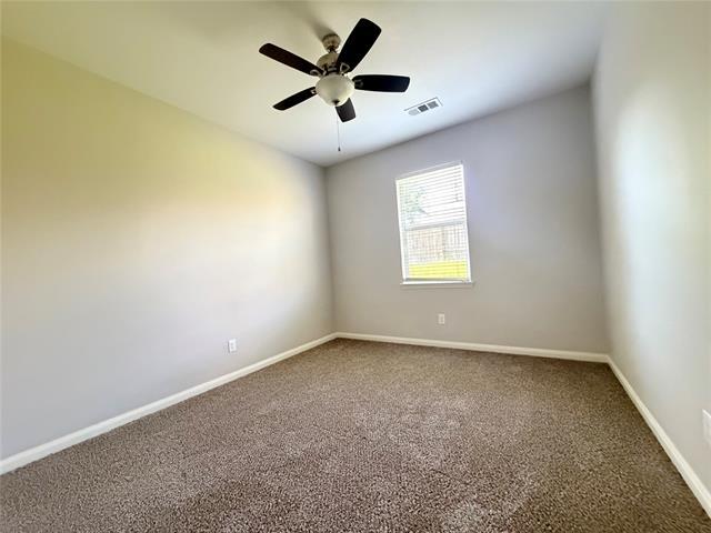 Building Photo - 2134 Redbud Dr