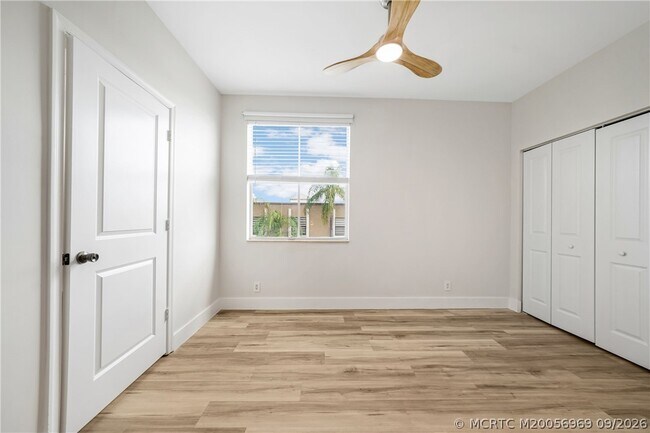 Building Photo - 4339 Bougainvilla Dr