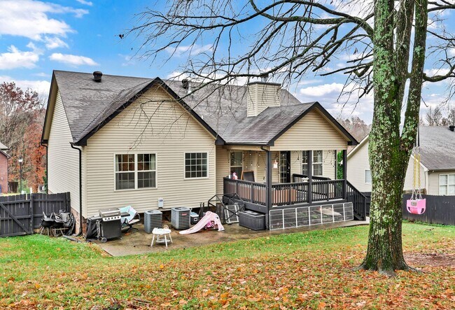 Building Photo - 1838 Patricia Dr