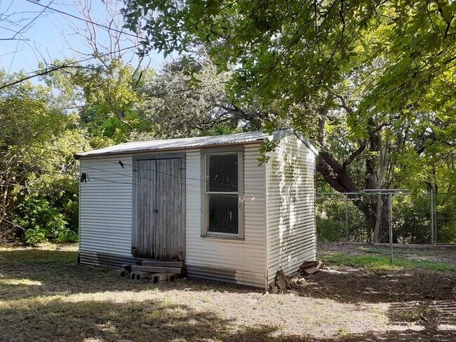 Building Photo - 2712 Pegram Ave