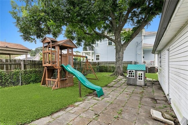 Building Photo - 5605 Canal Blvd