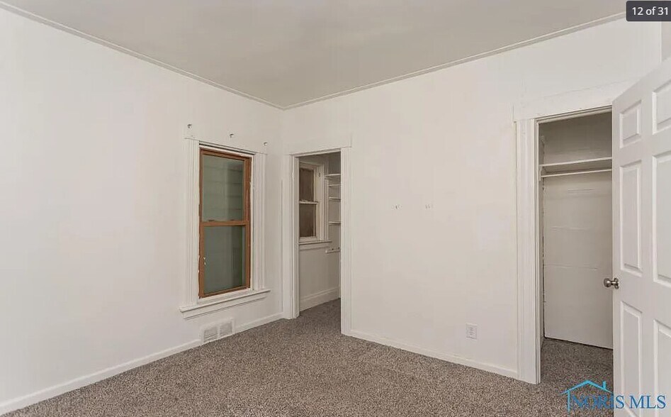 Building Photo - 1473 Western Ave