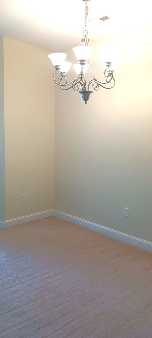 Building Photo - 2 bedroom/2 bathroom- Bennington on the Park