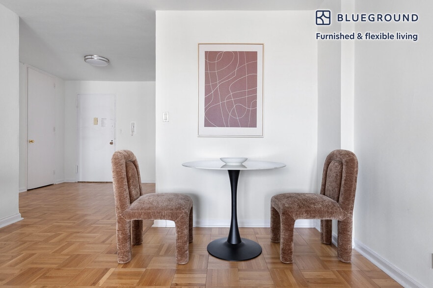 Building Photo - 305 East 86th St