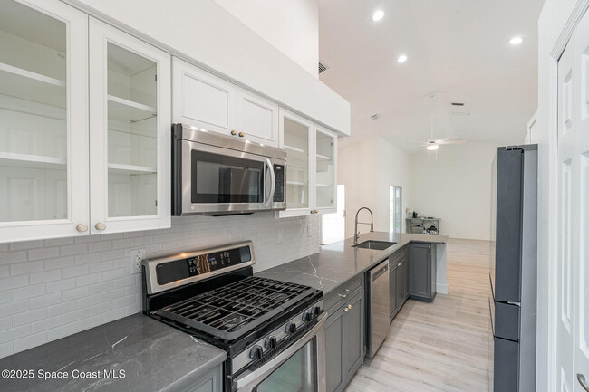 Building Photo - 2020 Thesy Dr