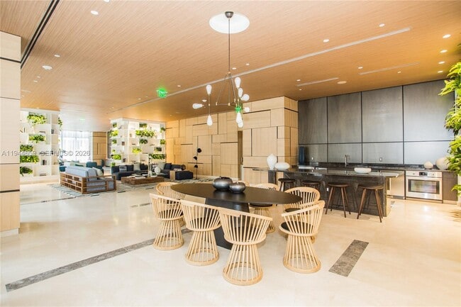 Building Photo - 55 SW 9th St