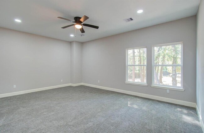 Building Photo - 12274 Wild Pine Dr