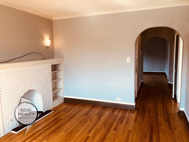 Building Photo - 5218 W Crystal St