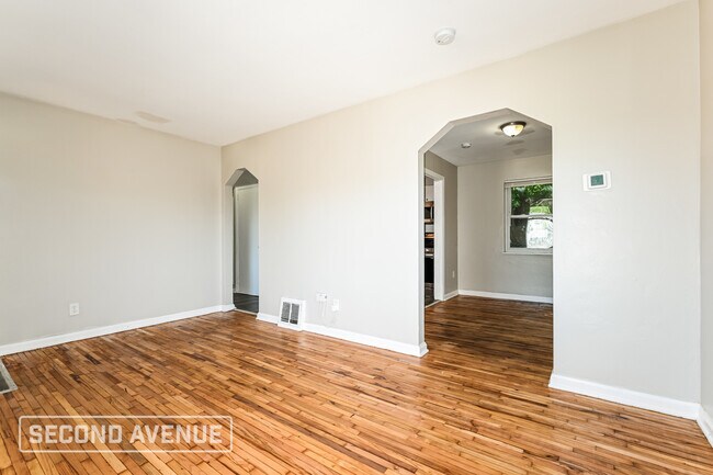 Building Photo - 3541 York St