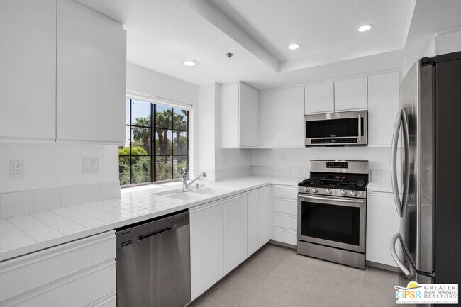 Building Photo - 34093 Calle Mora