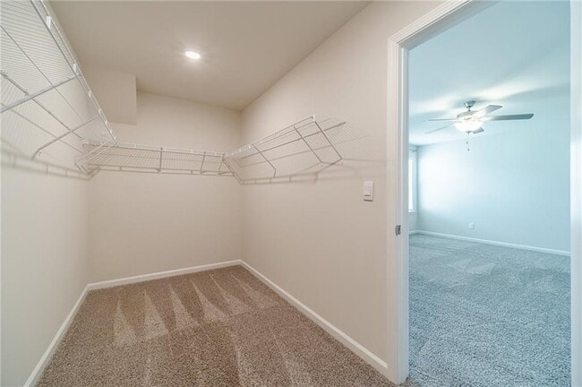 Building Photo - 1412 Villageside Ct