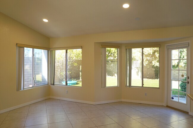 Building Photo - 78870 Sonesta Way